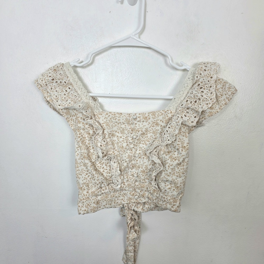 American Eagle Tan White Floral Ruffle Cottagecore Crop Tie Back Blouse Size XXS